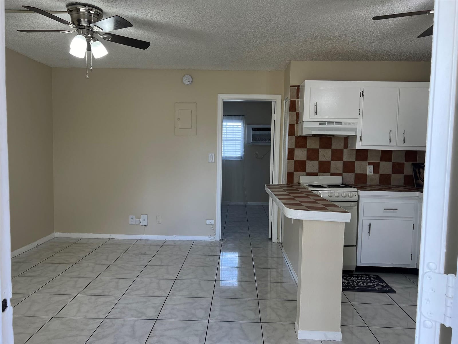 5168 NE 6th Avenue 426 — photo 3