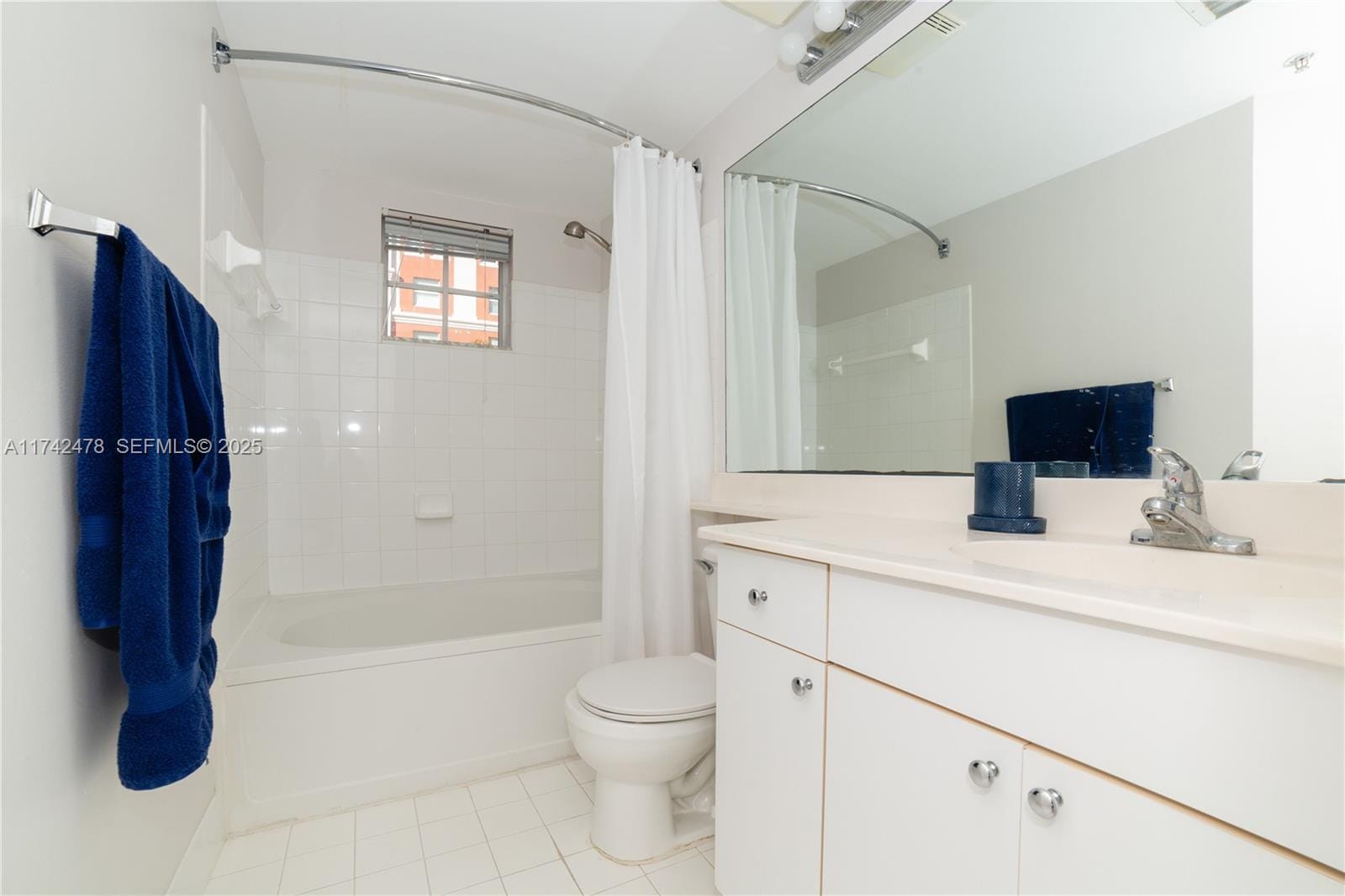 17150 N Bay Road 2517, Sunny Isles Beach, FL 33160 photo 21