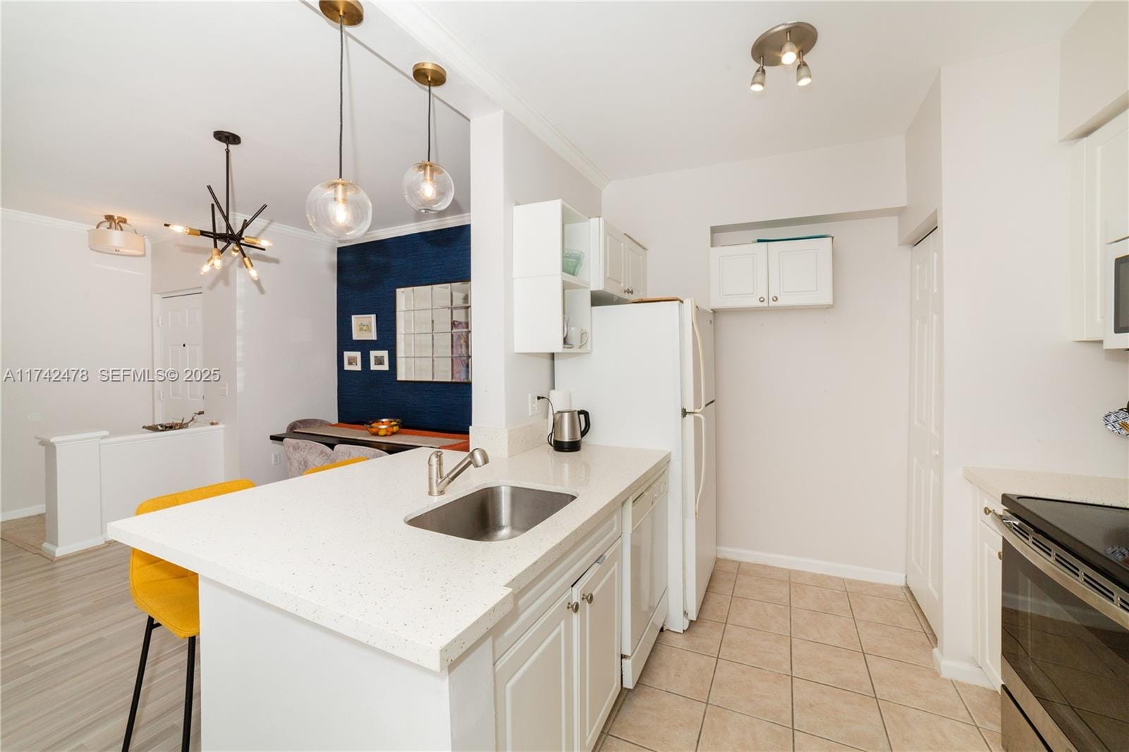 17150 N Bay Road 2517, Sunny Isles Beach, FL 33160 photo 7