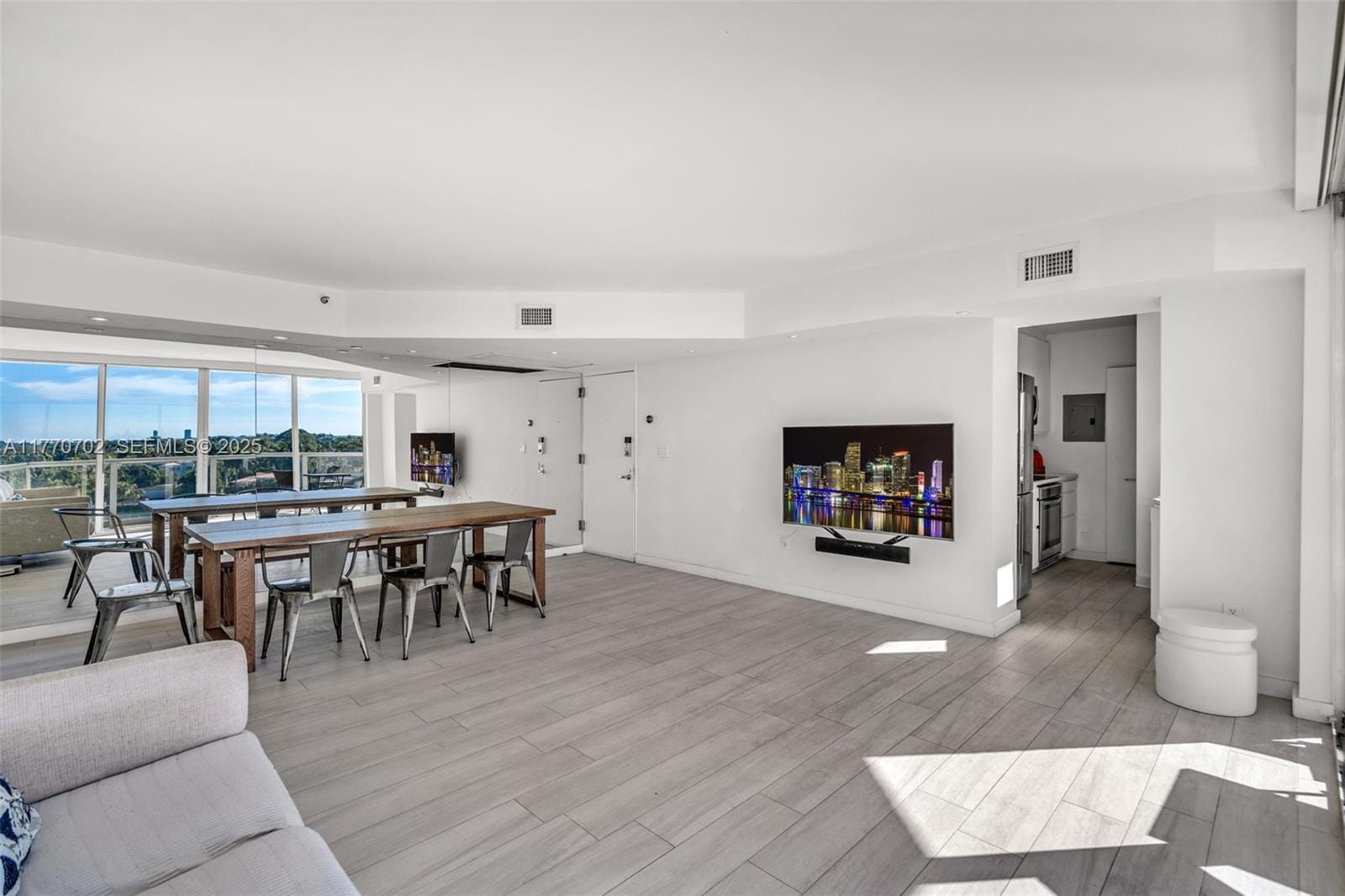 5900 Collins Avenue 705, Miami Beach, FL 33140 photo 7