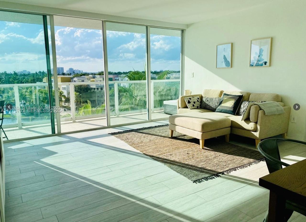 5900 Collins Avenue 705, Miami Beach, FL 33140 photo 10