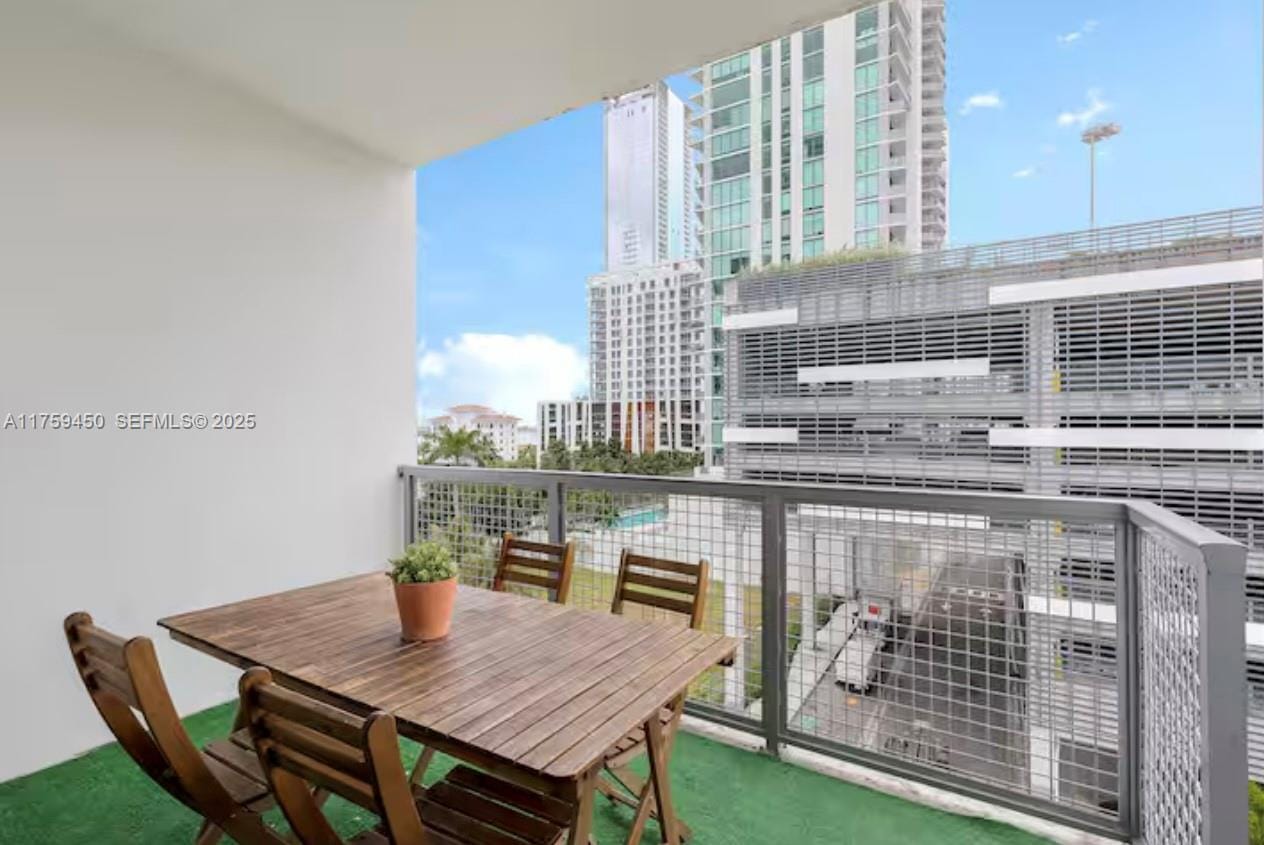 481 NE 29th Street 606, Miami, FL 33137 photo 2