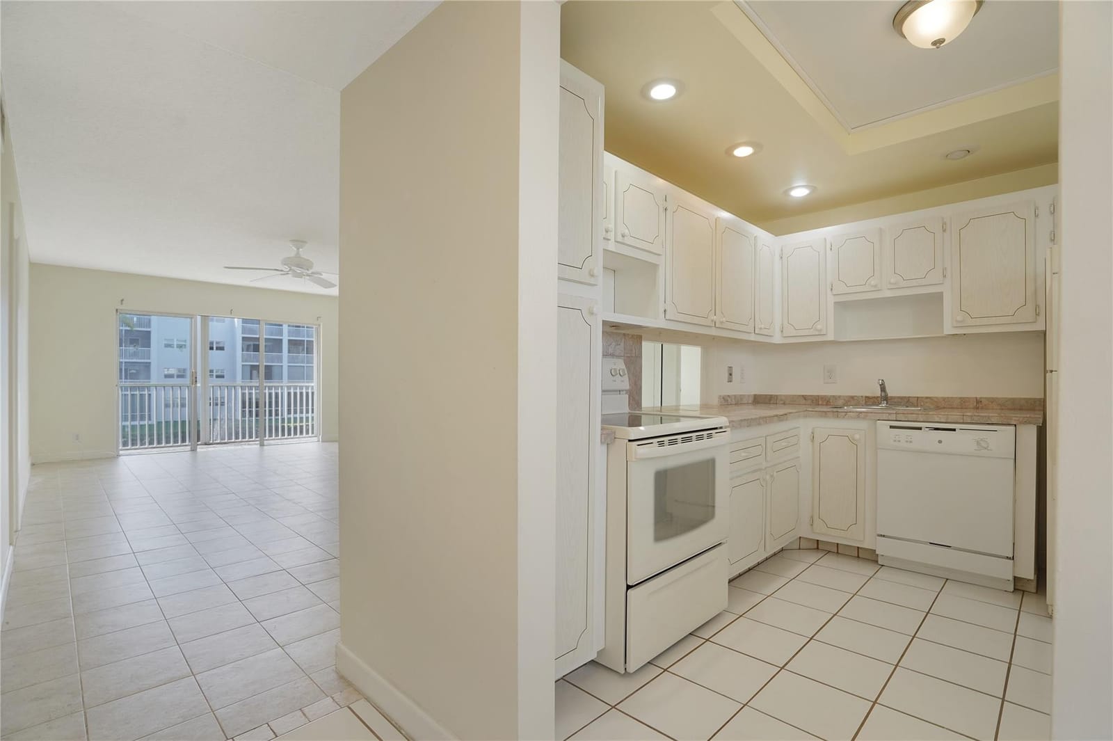 604 NE 2nd Street 220, Dania Beach, FL 33004 photo 15