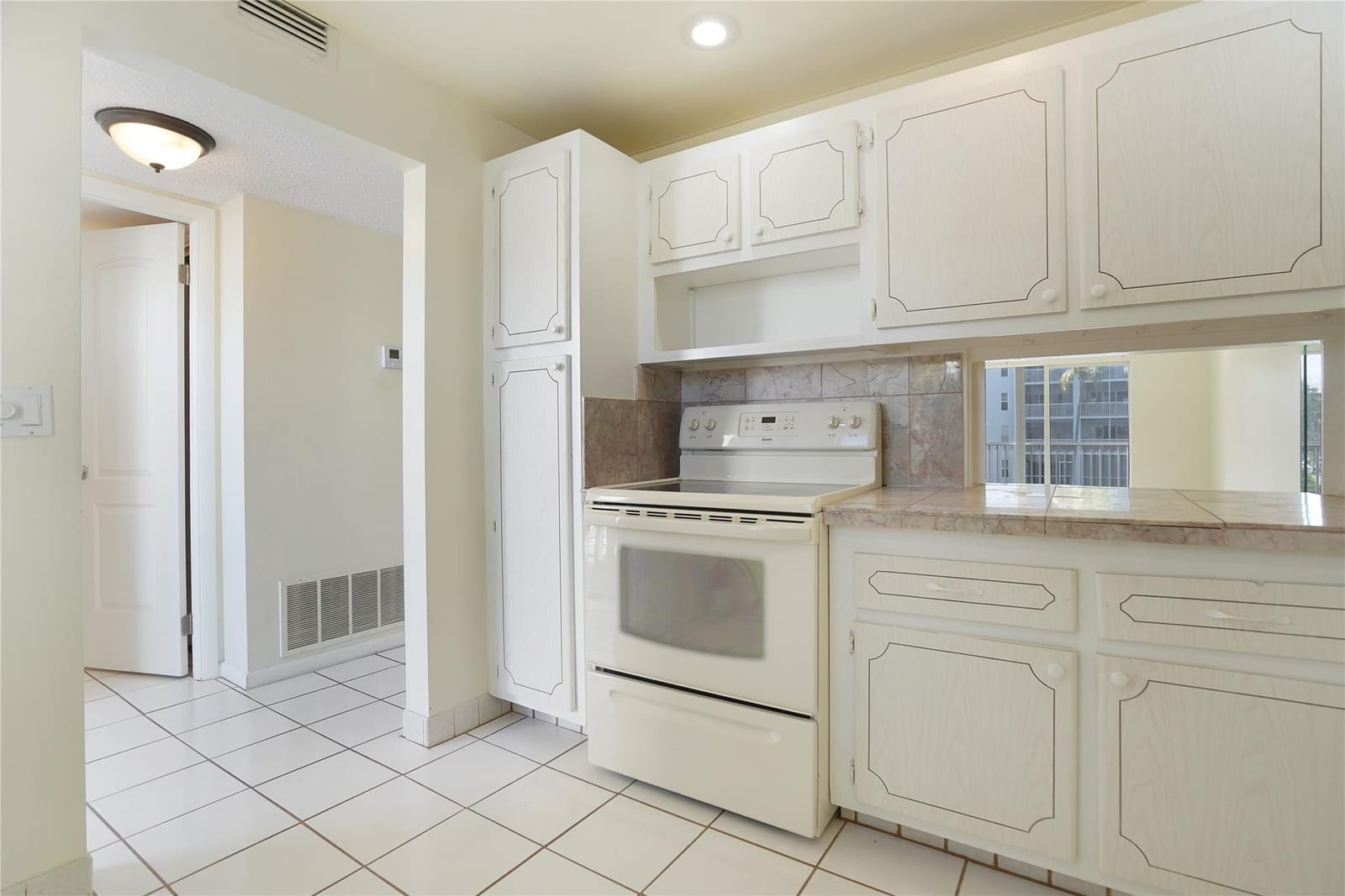 604 NE 2nd Street 220, Dania Beach, FL 33004 photo 17