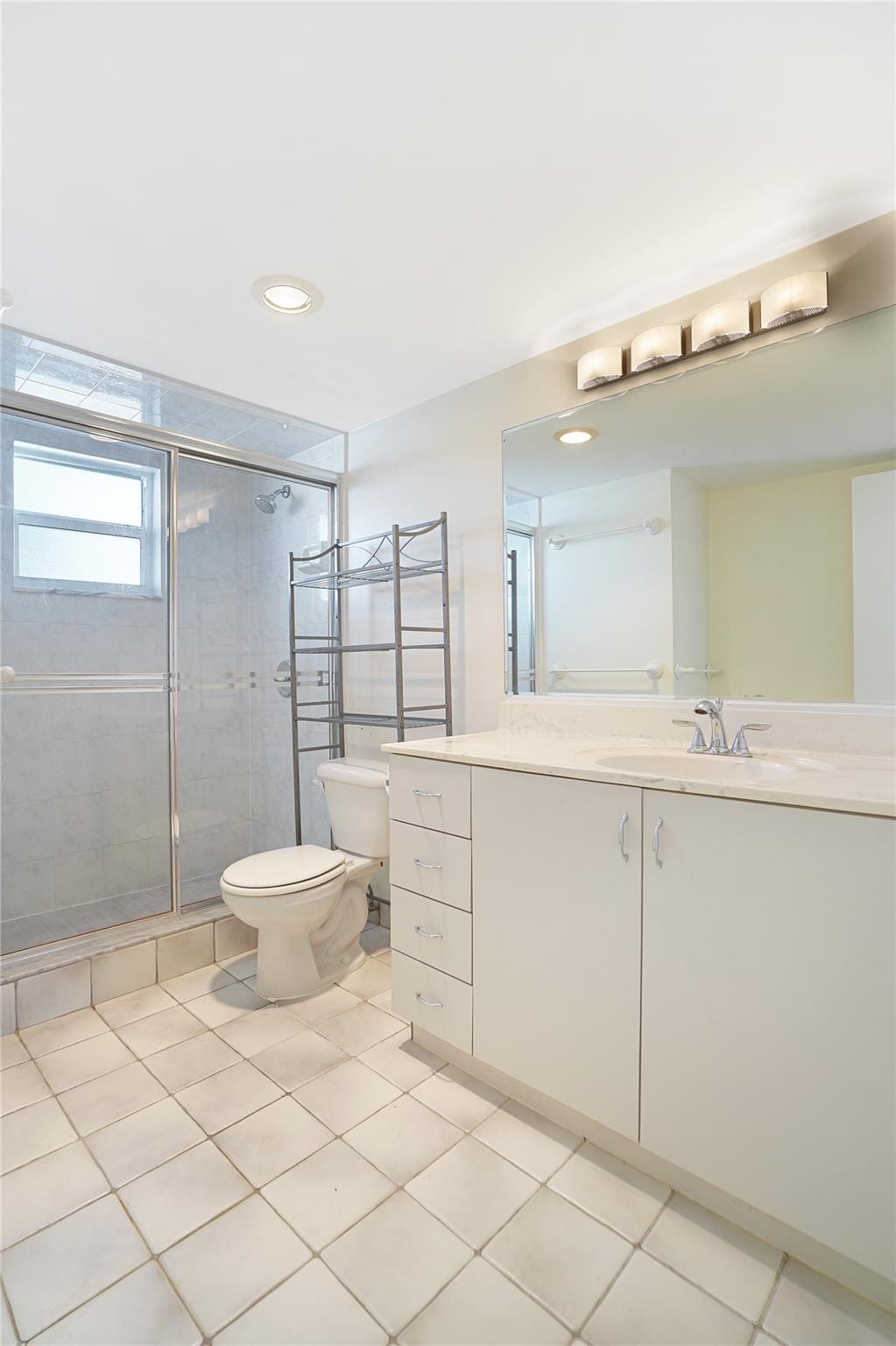 604 NE 2nd Street 220, Dania Beach, FL 33004 photo 25