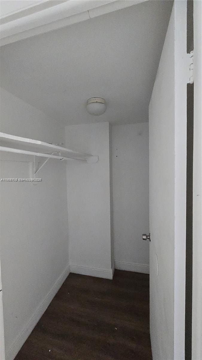 498 NW 165th St Road D-407 — photo 9