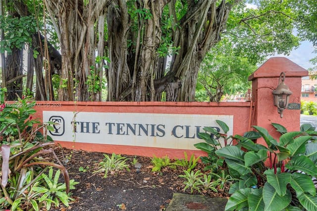 620 Tennis Club Drive 111, sold in Tennis Club Tilden Condo, Fort Lauderdale, FL