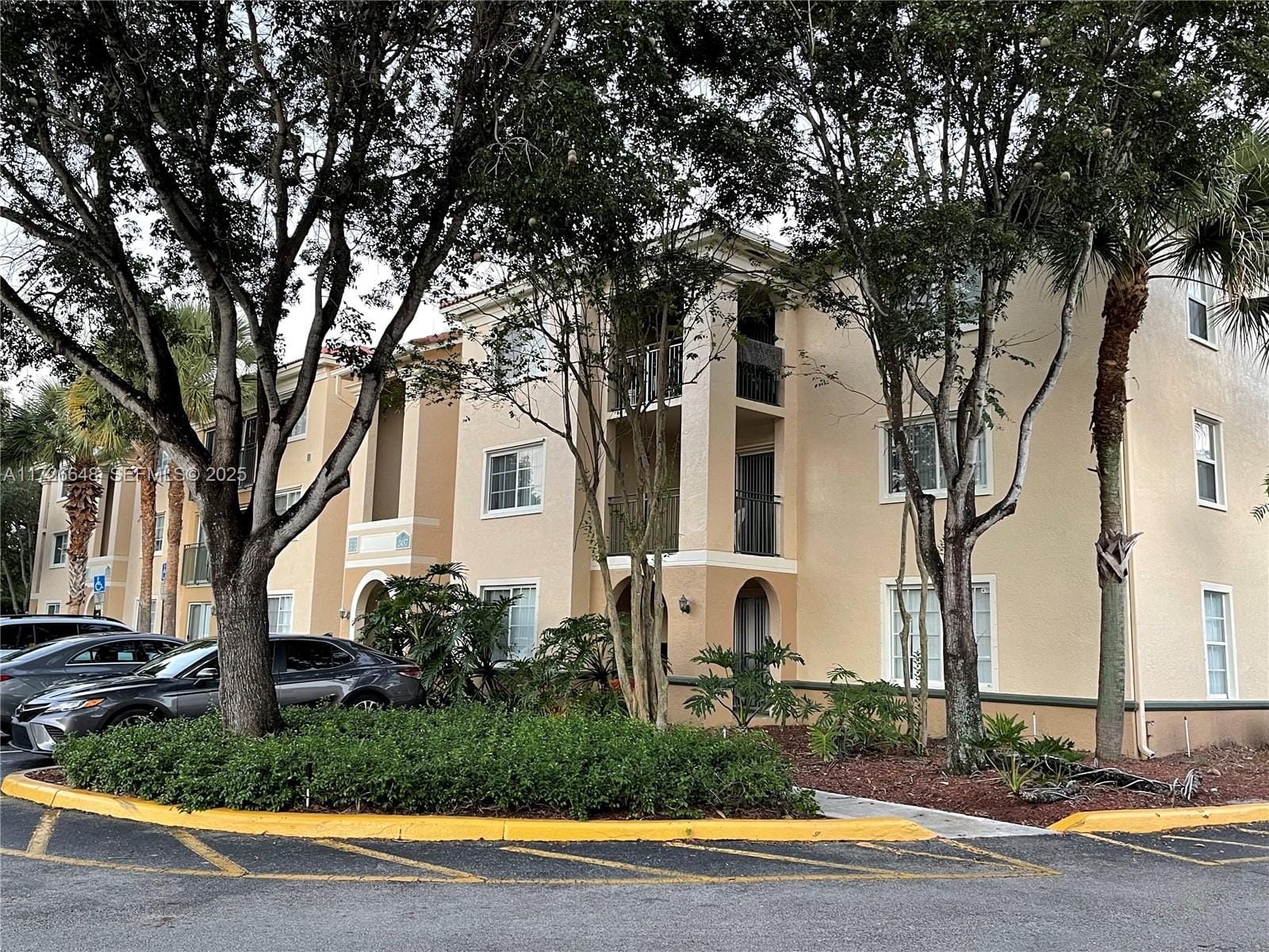 2457 Centergate Drive 207, Miramar, FL 33025 photo 2