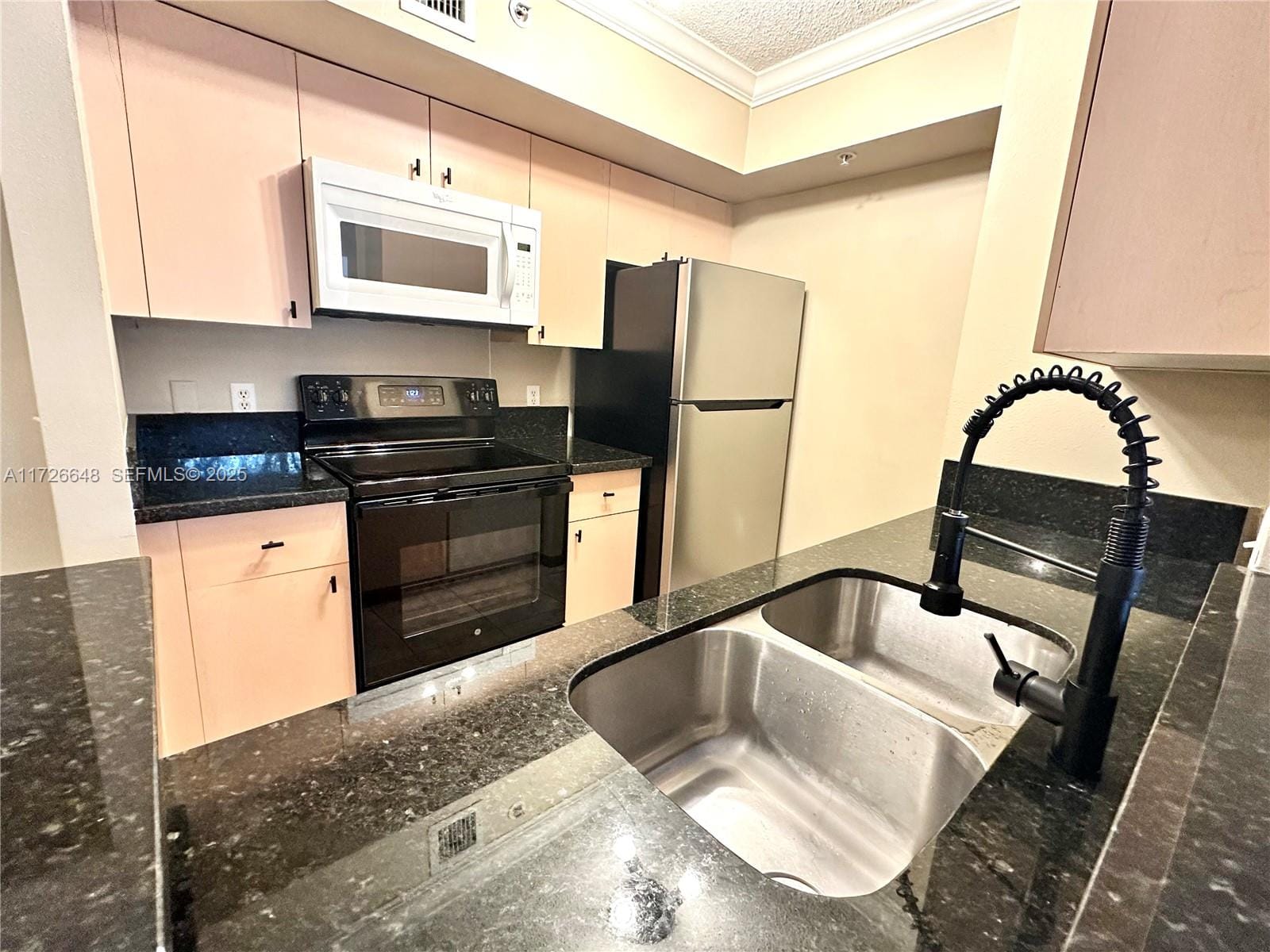 2457 Centergate Drive 207, Miramar, FL 33025 photo 14