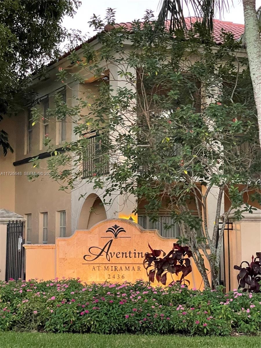 2457 Centergate Drive 207, Miramar, FL 33025