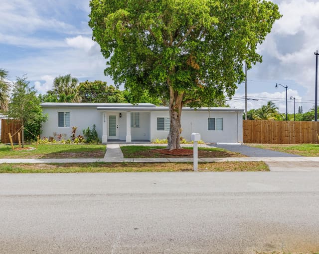 1716 NE 51st Court, Pompano Beach, FL 33064