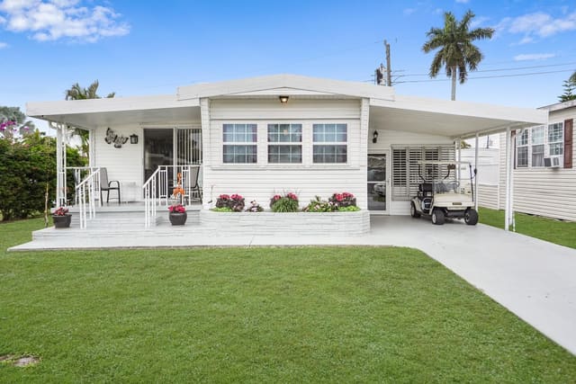1951 SW 85th Avenue, Davie, FL 33324