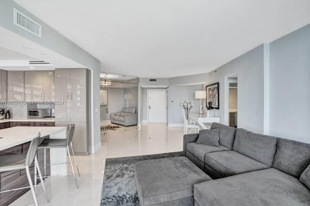 2800 Island Boulevard 1205, Aventura, FL 33160 photo 3
