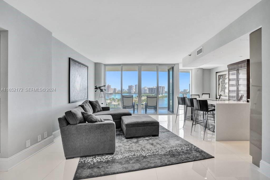 2800 Island Boulevard 1205, Aventura, FL 33160 photo 5