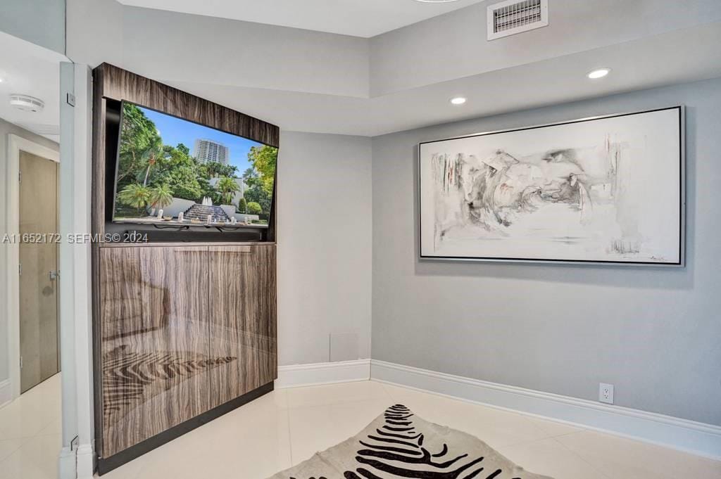 2800 Island Boulevard 1205, Aventura, FL 33160 photo 9
