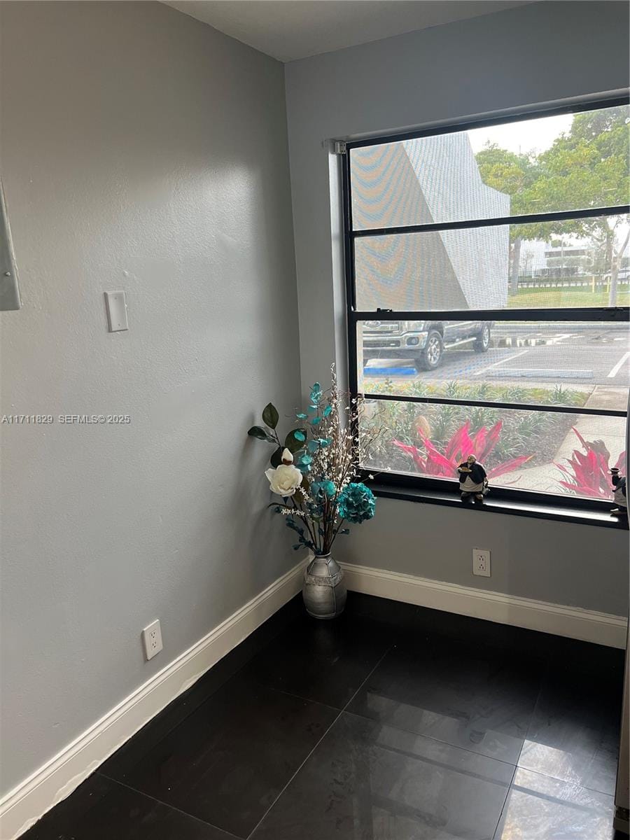 202 Lake Pointe Drive 107, Oakland Park, FL 33309 photo 13