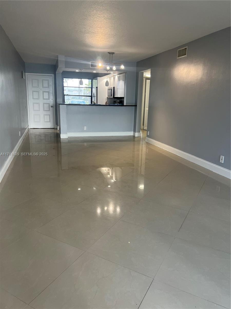 202 Lake Pointe Drive 107, Oakland Park, FL 33309 photo 16