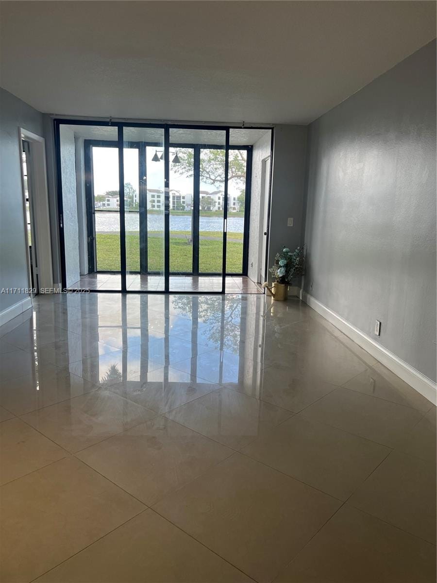 202 Lake Pointe Drive 107, Oakland Park, FL 33309 photo 18
