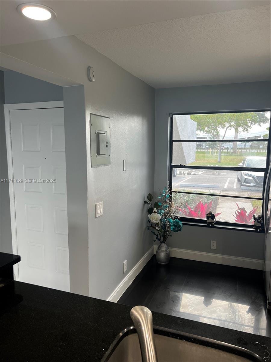 202 Lake Pointe Drive 107, Oakland Park, FL 33309 photo 8
