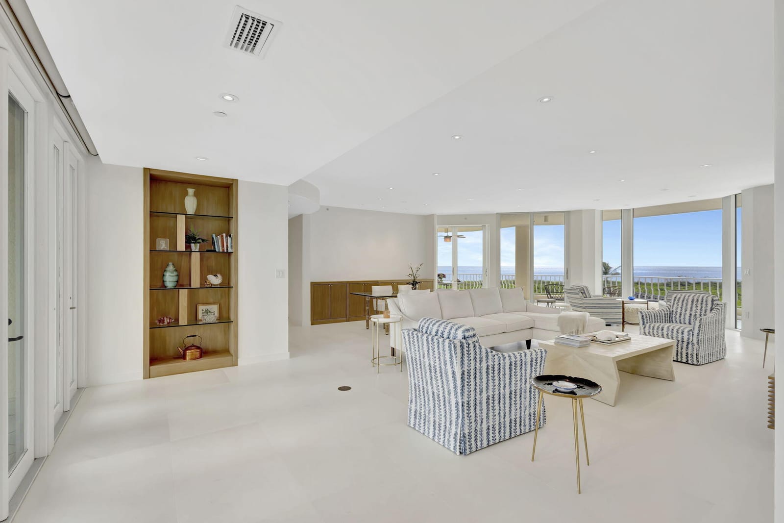 2920 SE Dune Drive 240 — photo 7