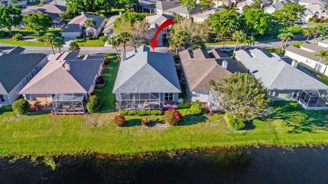 532 NW Lambrusco Drive, Port St. Lucie, FL 34986