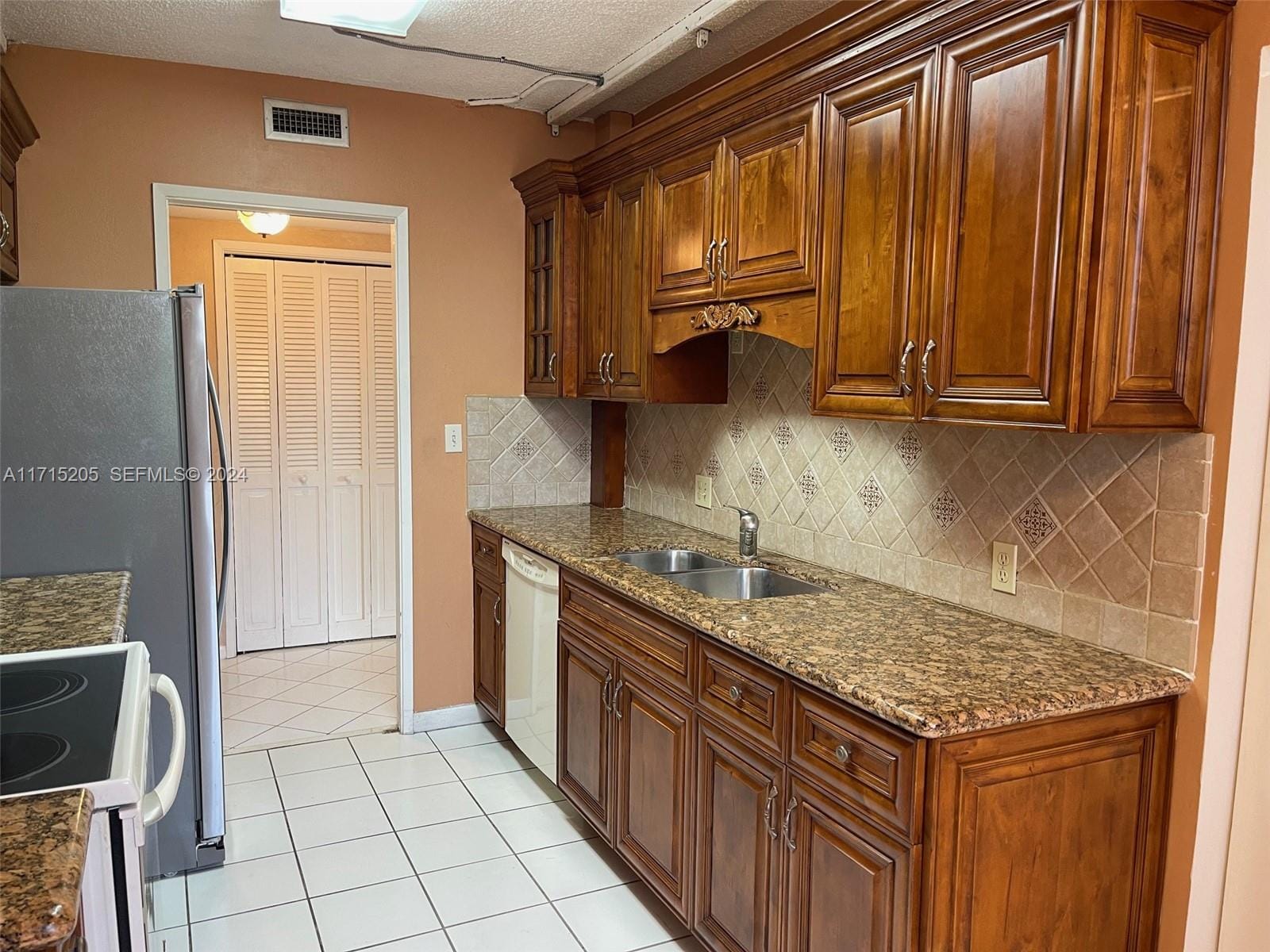 4200 Hillcrest Drive 419, Hollywood, FL 33021 photo 6