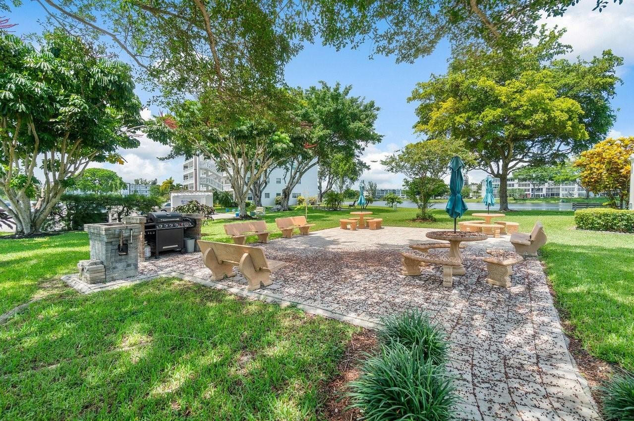1084 Harwood F 1084, Deerfield Beach, FL 33442 photo 16