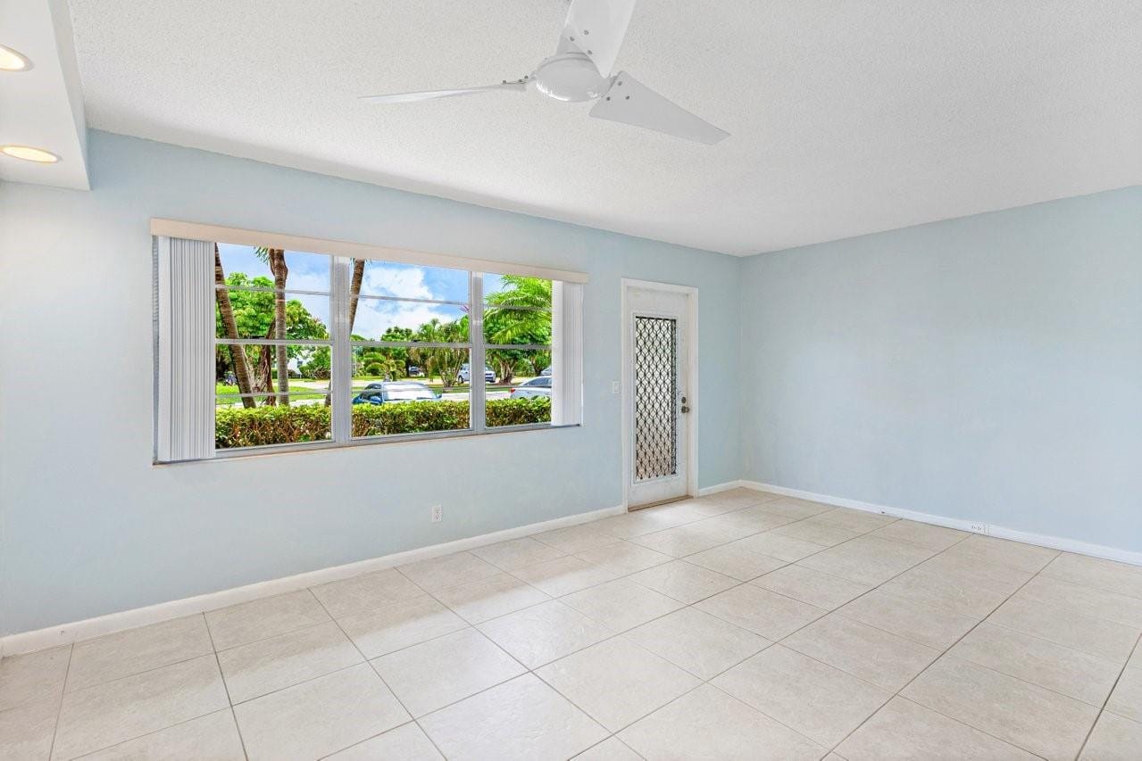 1084 Harwood F 1084 — photo 3