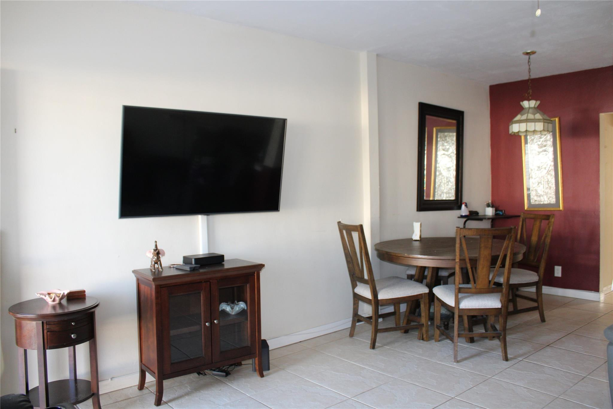 900 SW 11th Avenue 5C, Hallandale Beach, FL 33009, Hallandale Beach