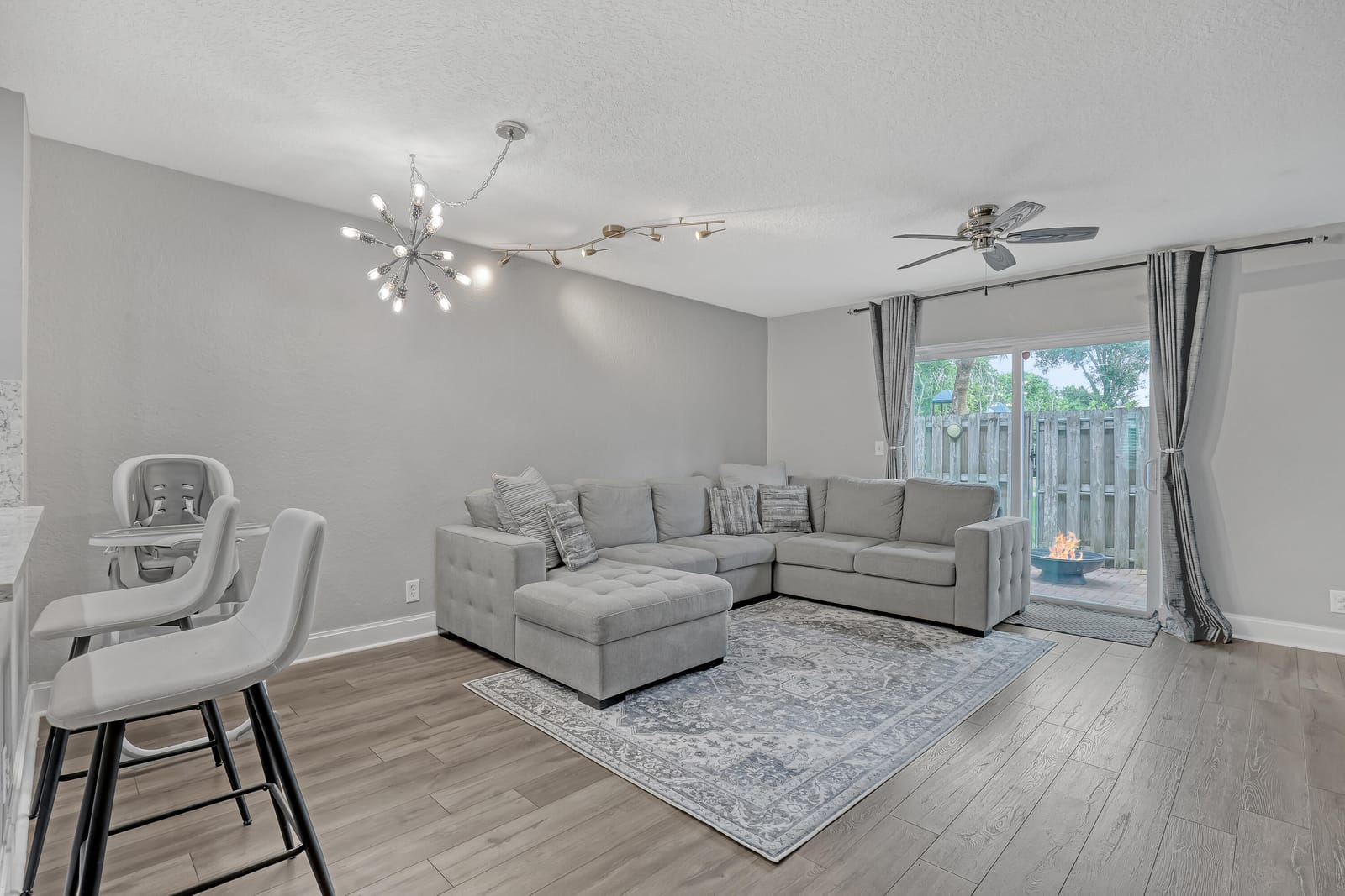 971 Summit Lake Drive, West Palm Beach, FL 33406 photo 8