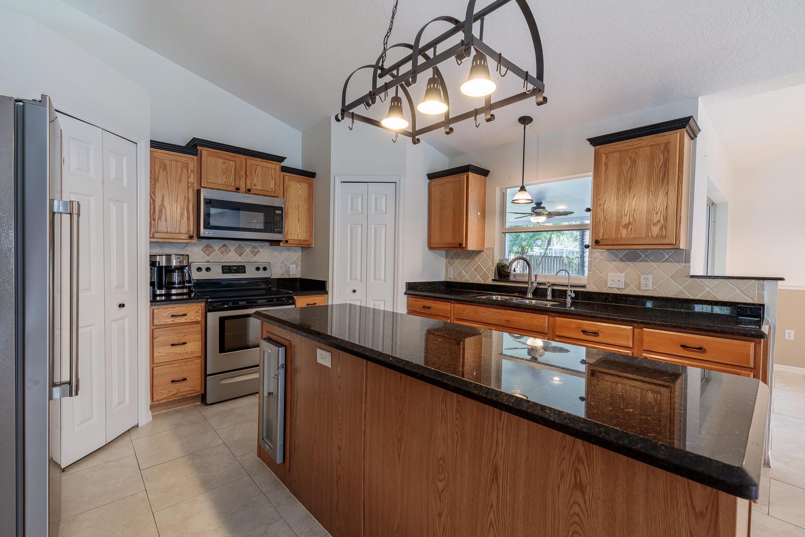 5290 Compass Pointe Circle — photo 11
