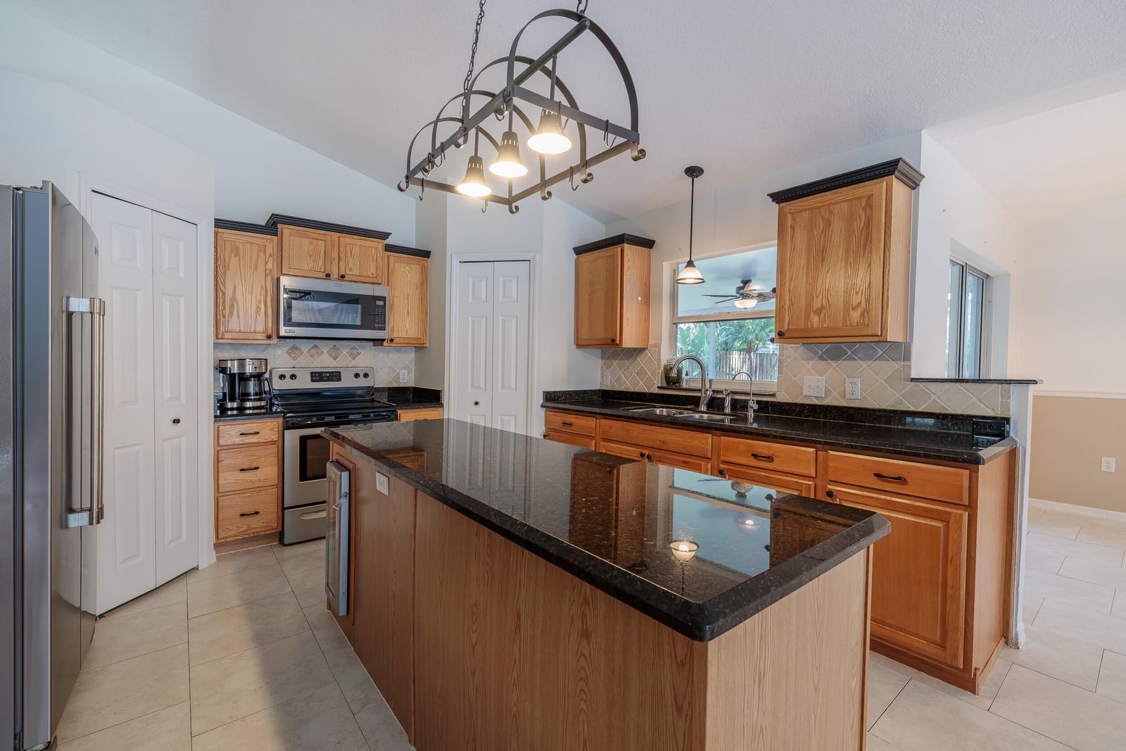 5290 Compass Pointe Circle — photo 10