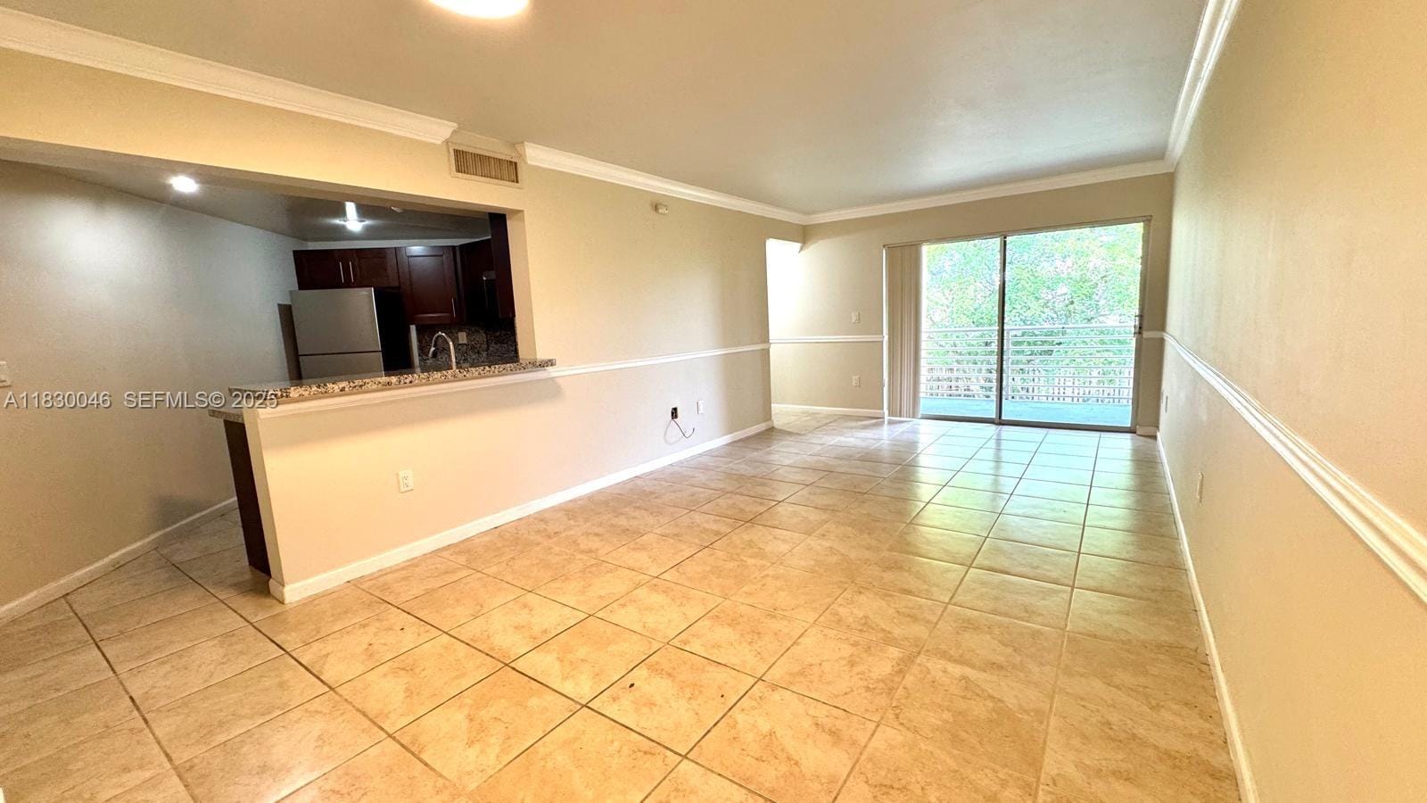 9731 Fontainebleau Boulevard F209, Miami, FL 33172 photo 7