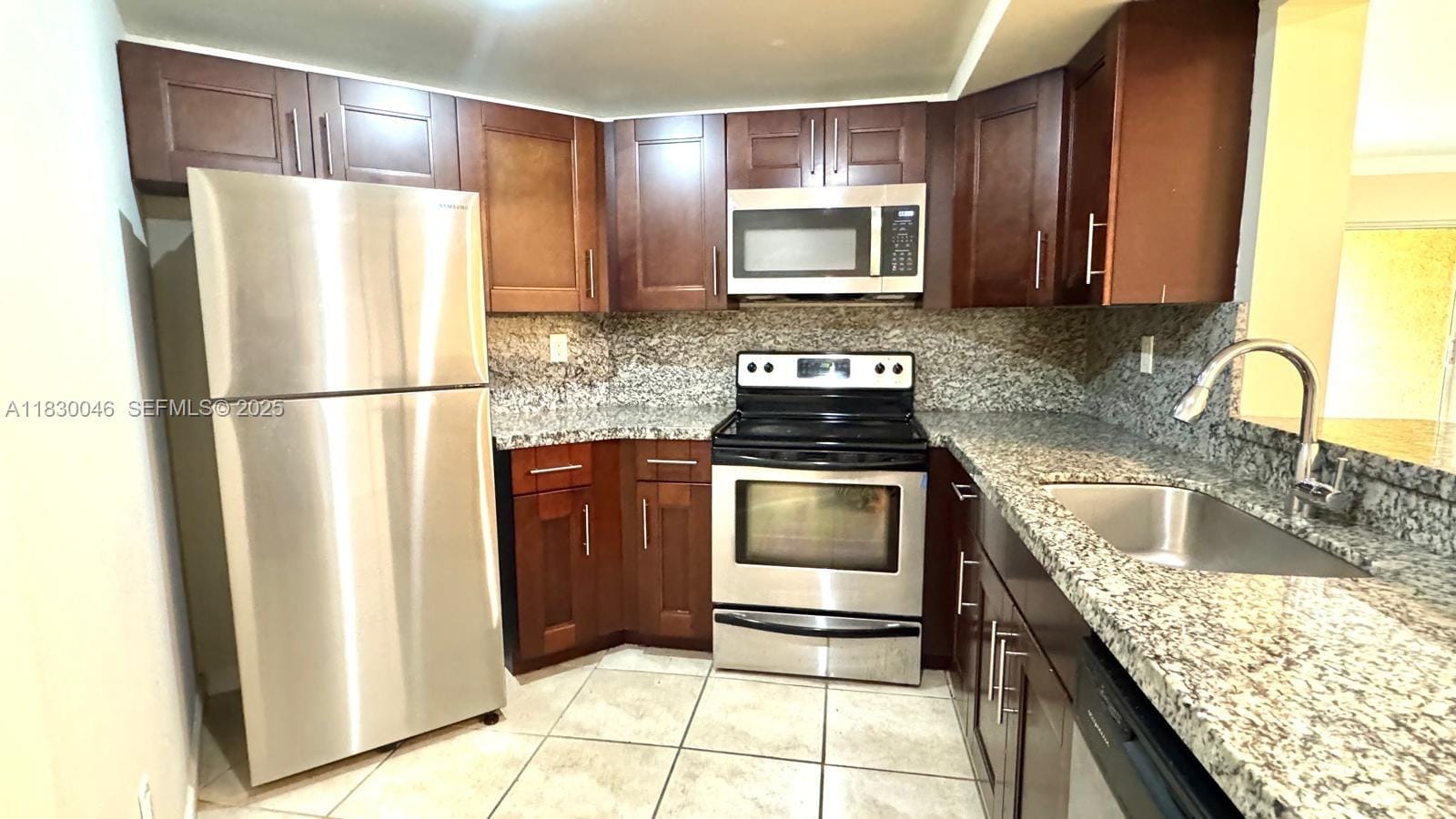 9731 Fontainebleau Boulevard F209, Miami, FL 33172 photo 9