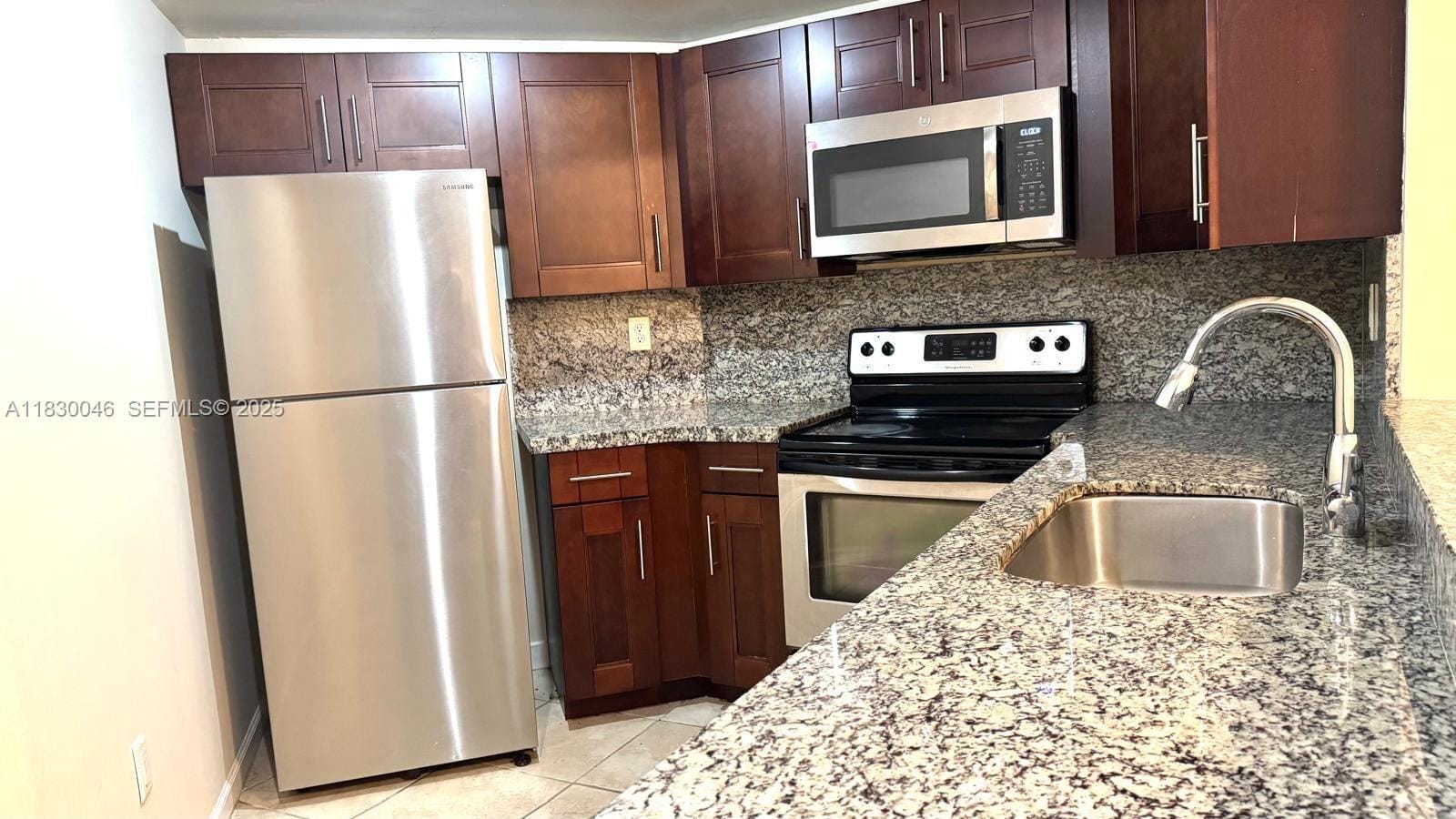 9731 Fontainebleau Boulevard F209, Miami, FL 33172 photo 10