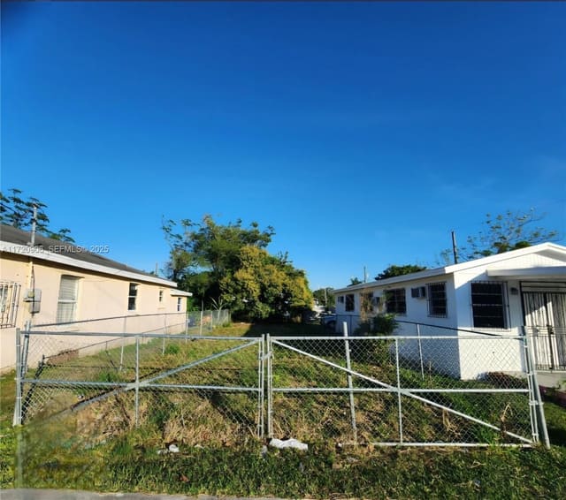441 SW 7th Avenue, Homestead, FL 33030