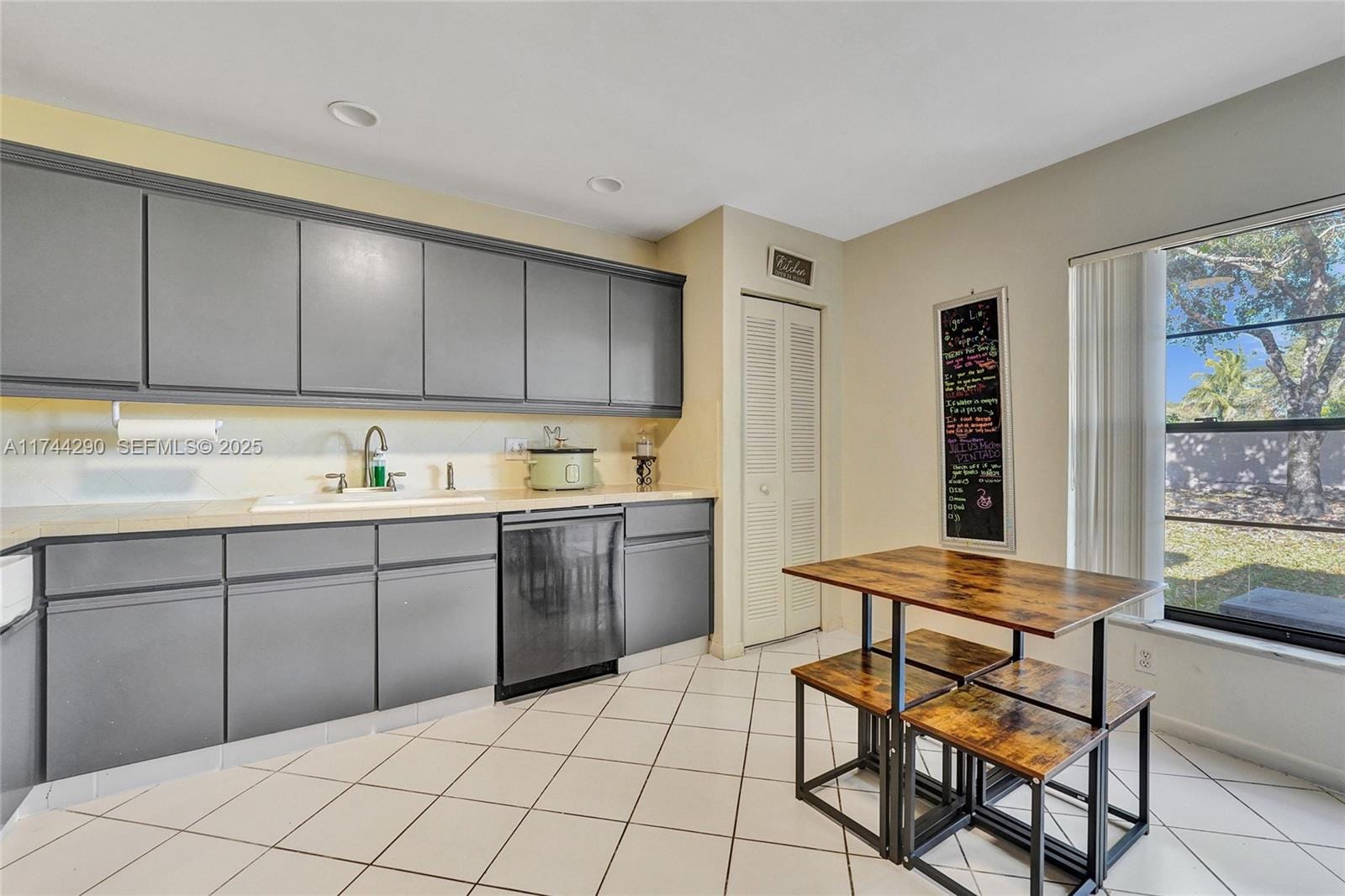 9007 Vineyard Lake Drive 9007, Plantation, FL 33324 photo 16