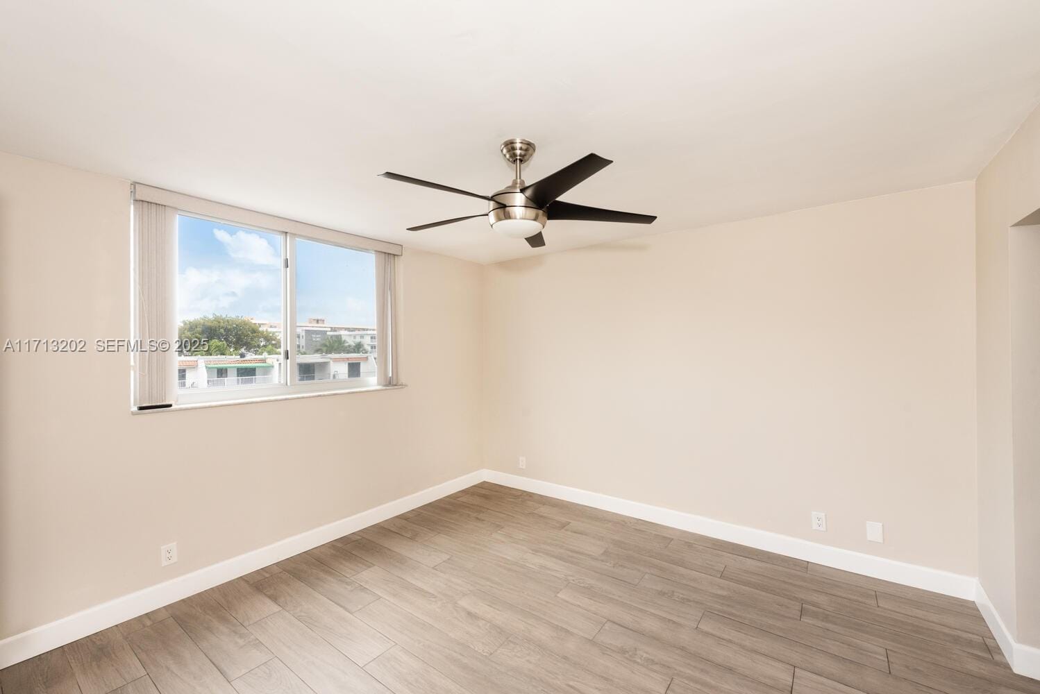 3703 NE 166 306, North Miami Beach, FL 33160 photo 14