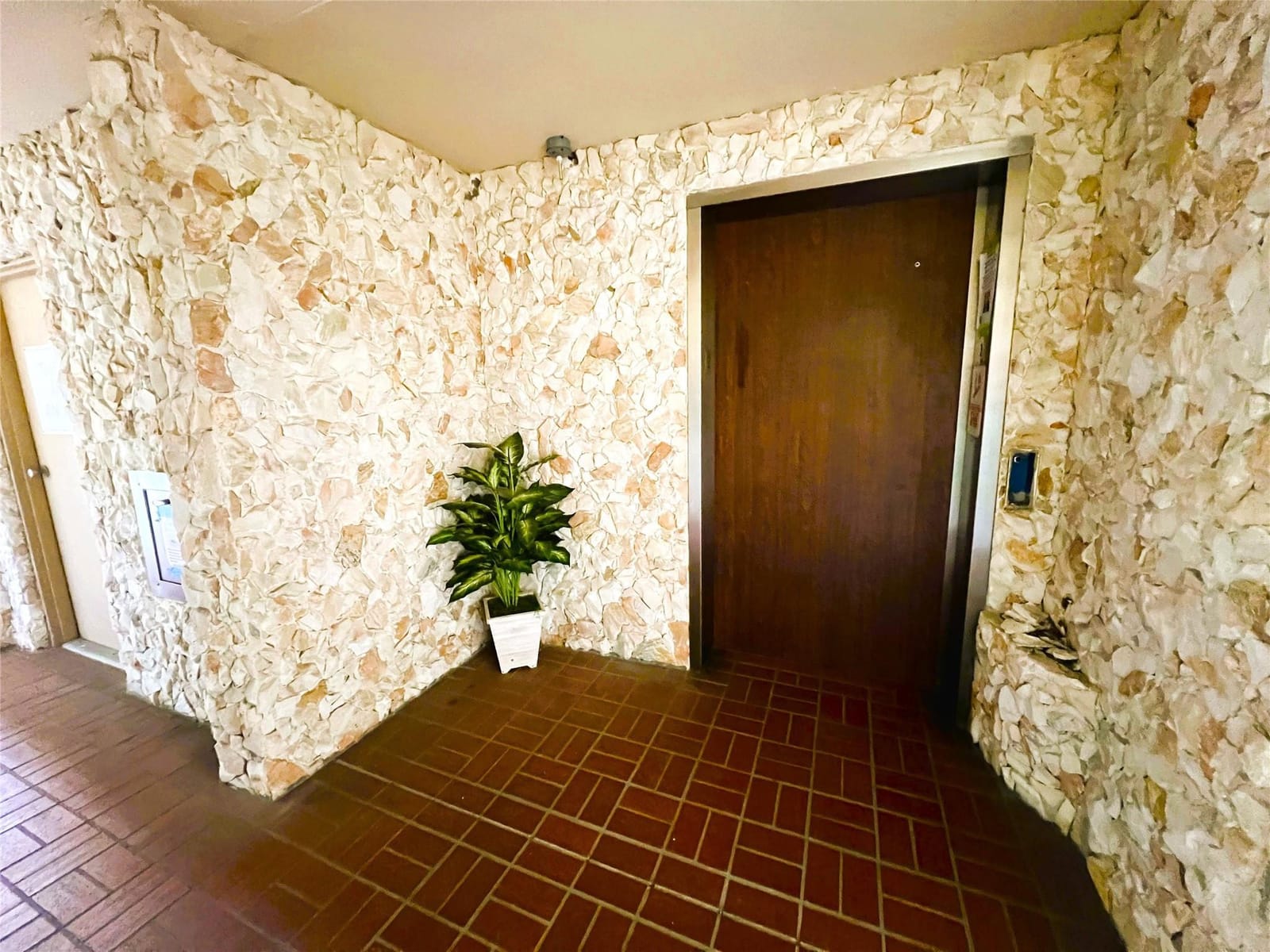 1904 Bermuda Circle C-3, Coconut Creek, FL 33066 photo 26