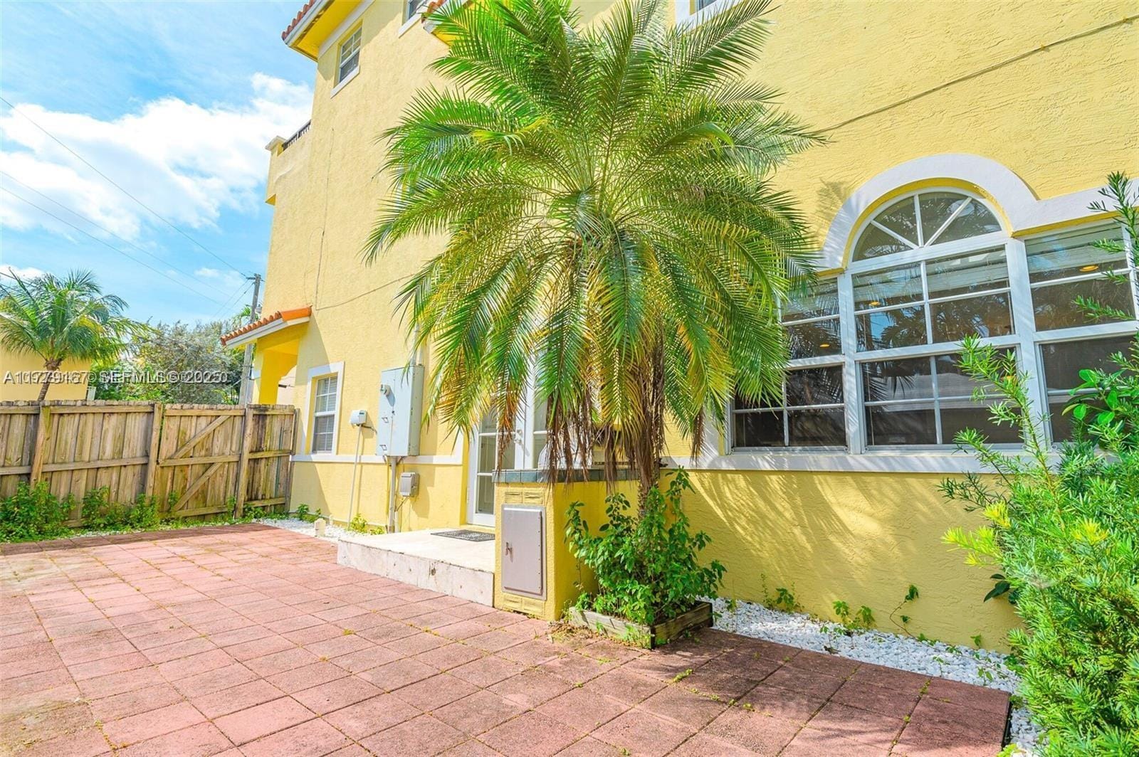 716 SW 9th Terrace 1 and 2, Fort Lauderdale, FL 33315 photo 3