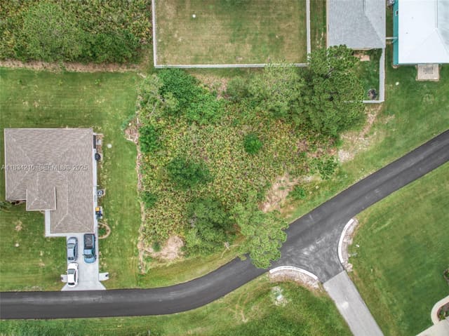 6939 Mexican Hat Drive, Sebring, FL 33872