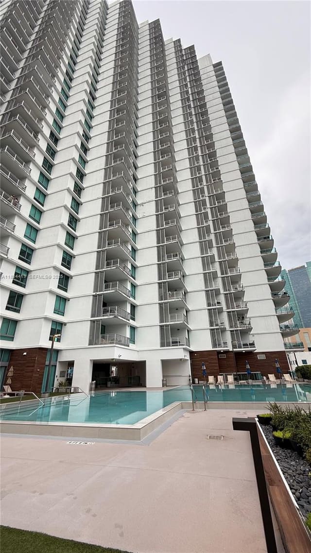 350 S Miami Avenue 303, Miami, FL 33130