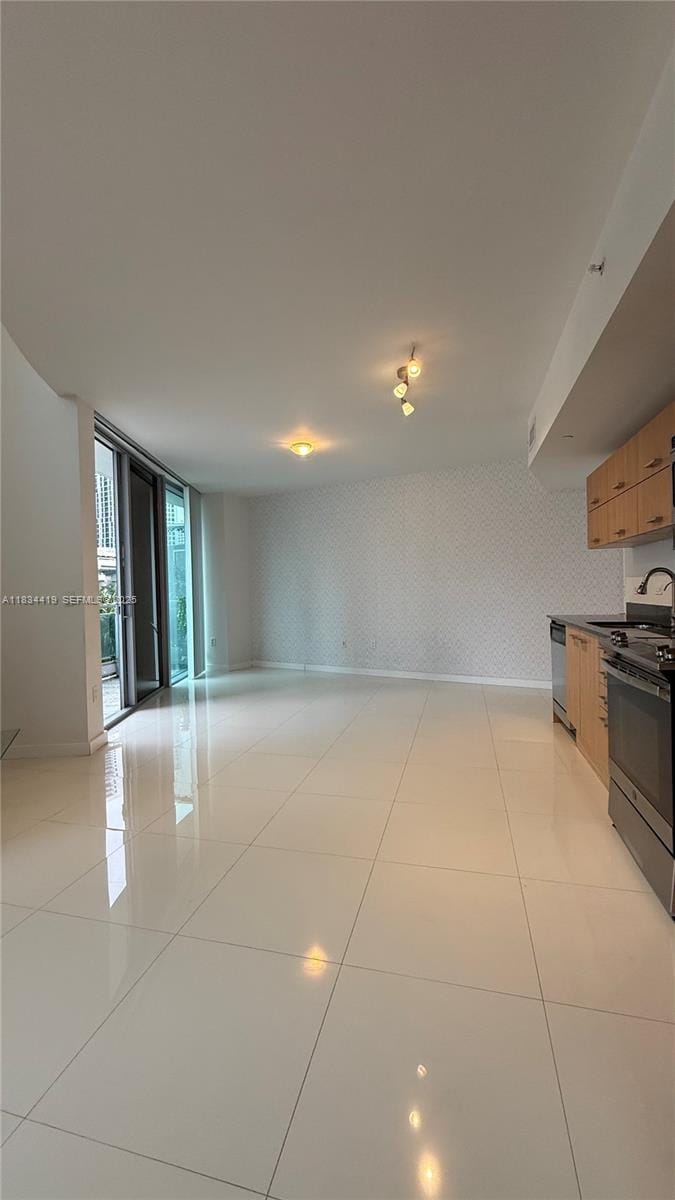 350 S Miami Avenue 303, Miami, FL 33130 photo 14