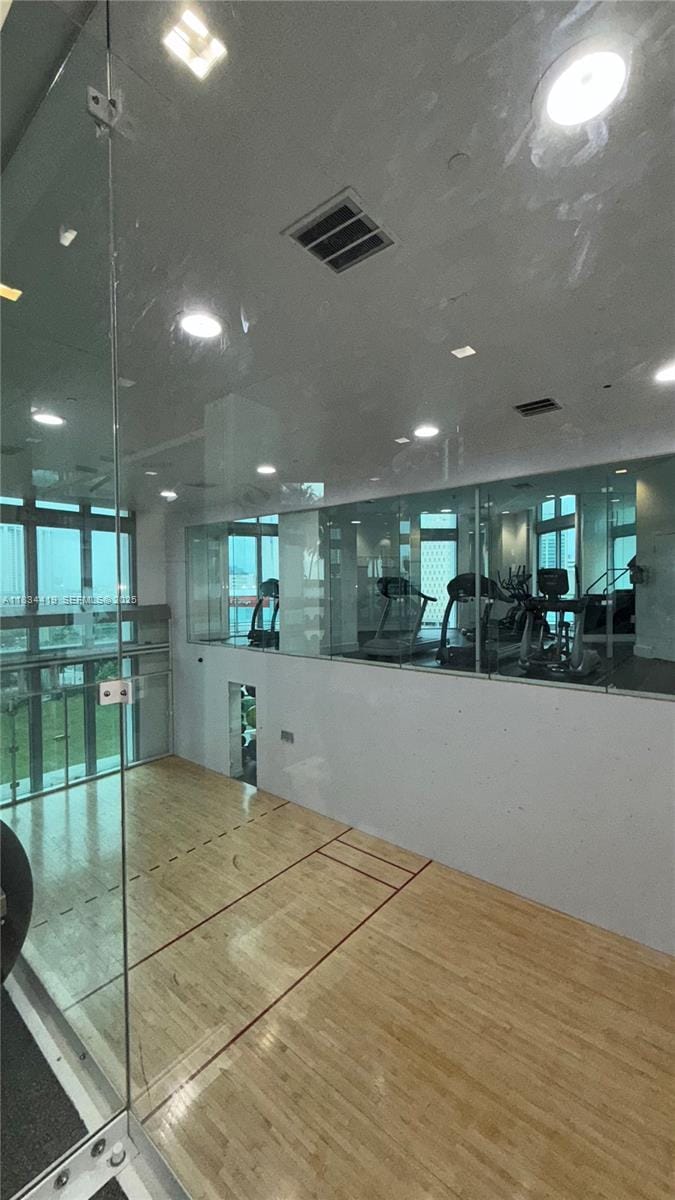 350 S Miami Avenue 303, Miami, FL 33130 photo 8