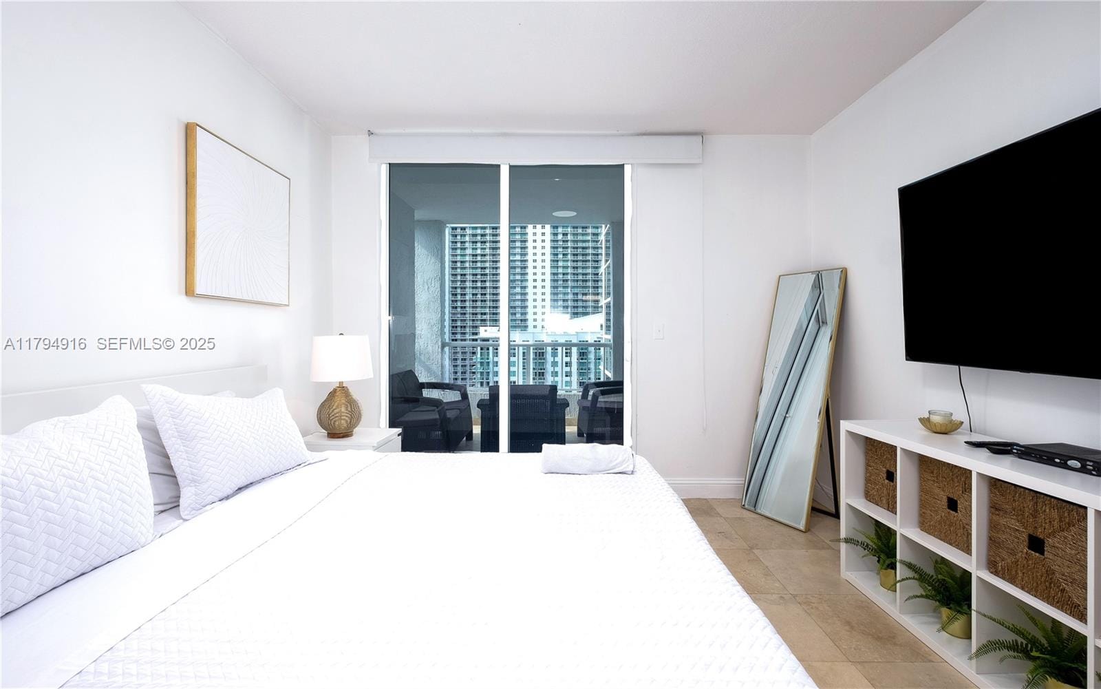 170 SE 14th Street 2708, Miami, FL 33131 photo 9