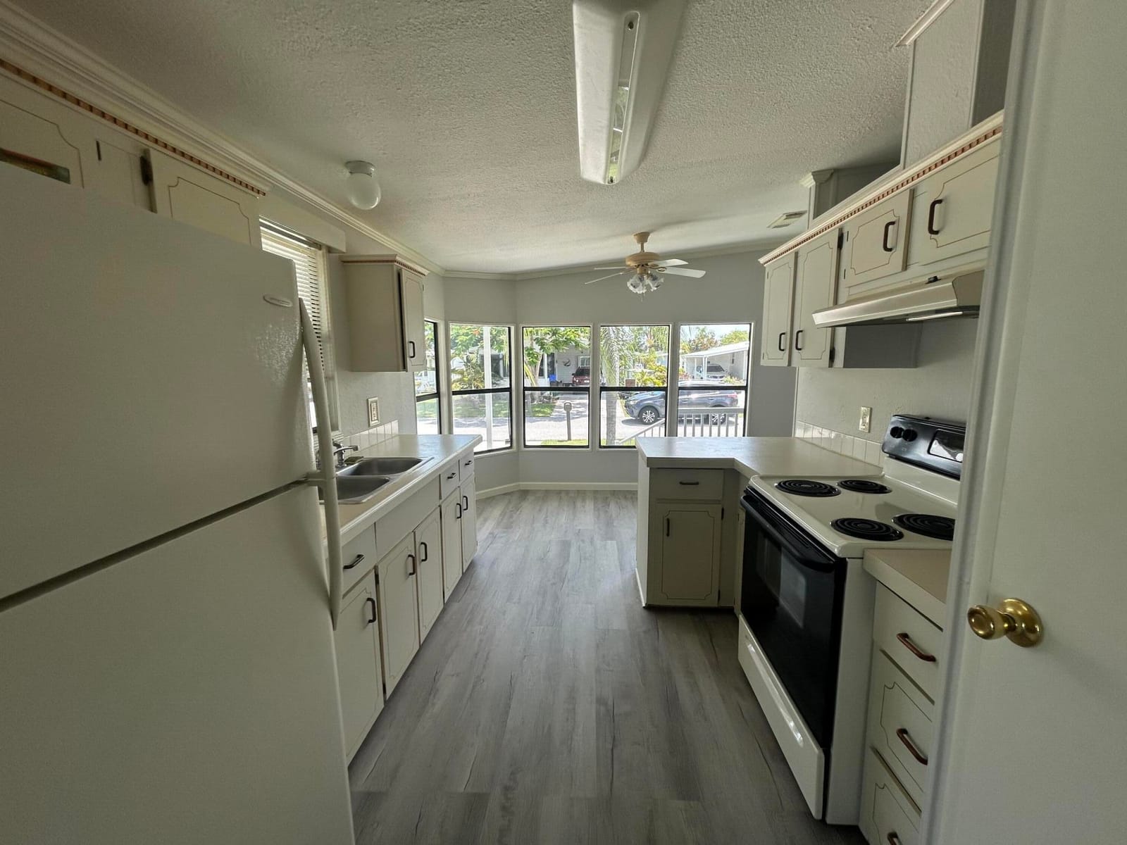 14374 Cancun Ave Avenue — photo 9