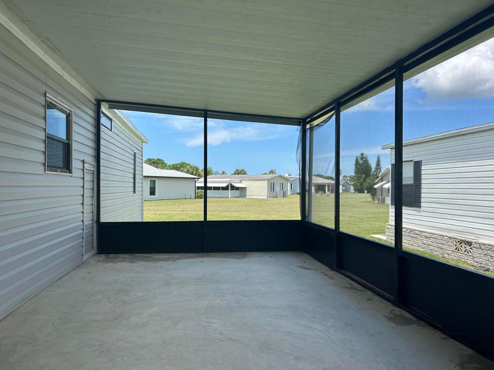 14374 Cancun Ave Avenue — photo 4