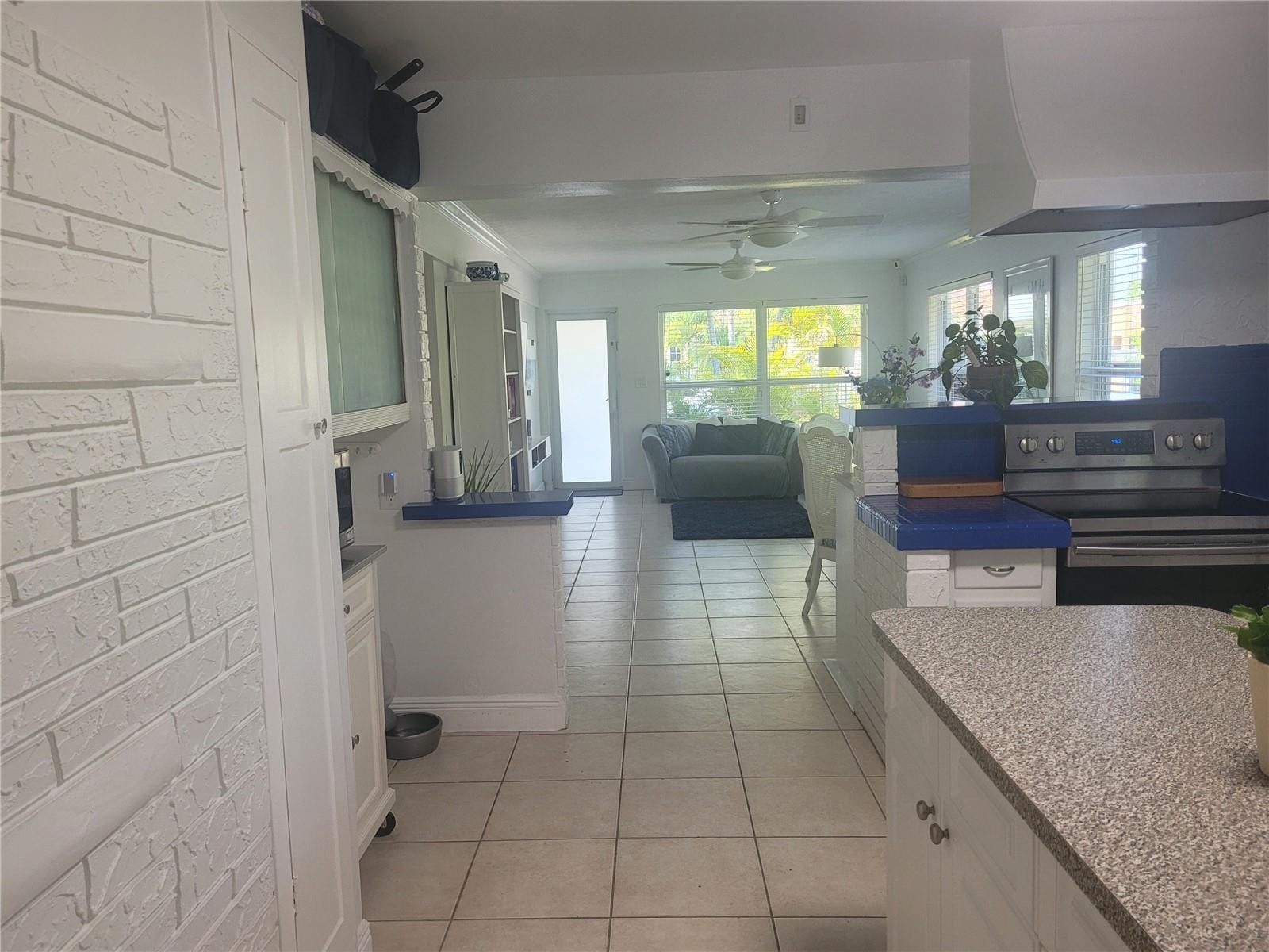 1404 NE 2nd Street, Pompano Beach, FL 33060 photo 6