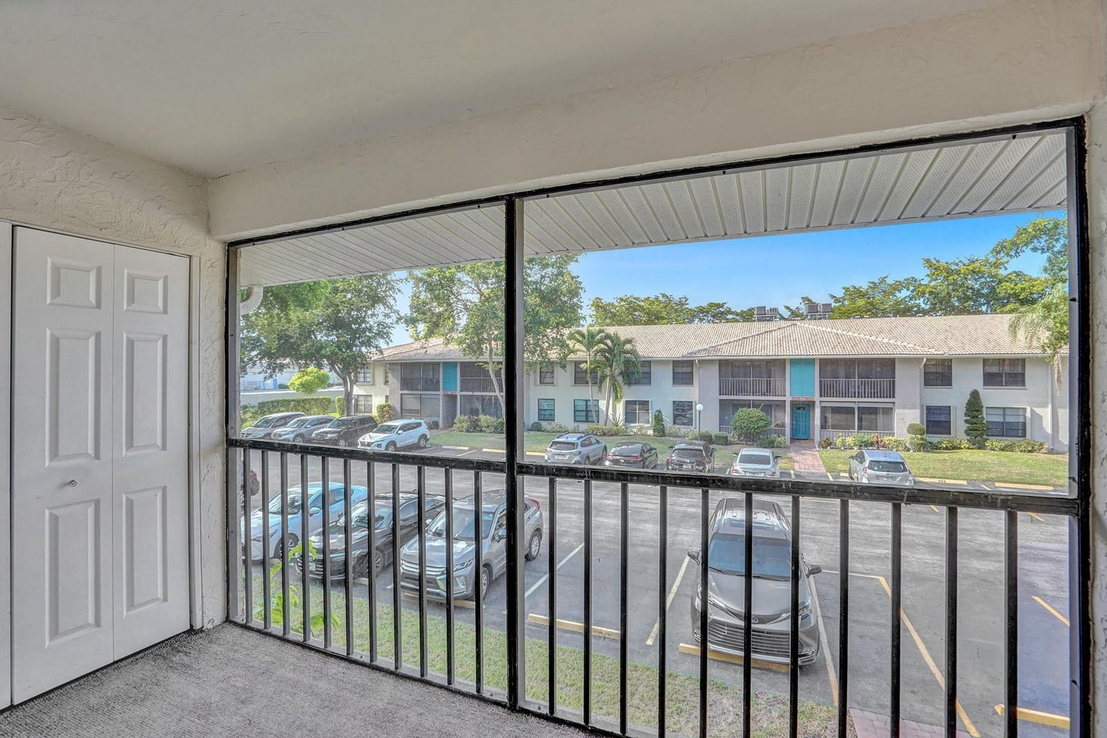 9875 Pineapple Tree Drive 208, Boynton Beach, FL 33436
