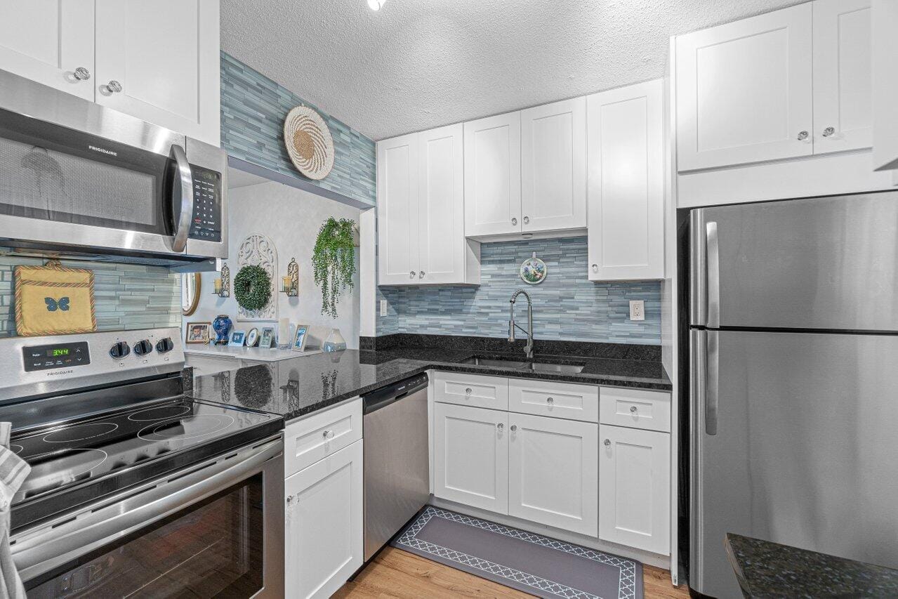 2855 S Garden Drive 211 — photo 3